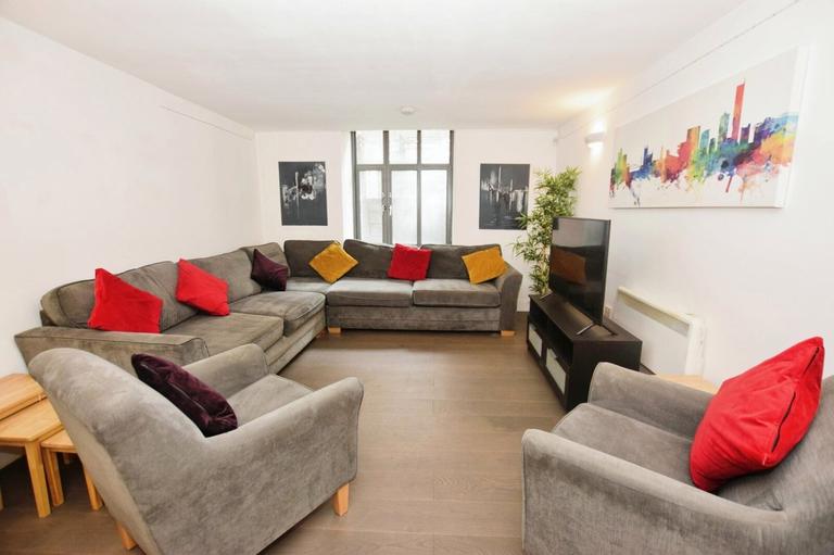 Cambridge Mill, City Centre, Manchester, M1 5GF