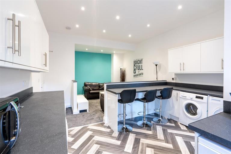 Oakland Road, Jesmond, Newcastle, NE2 3DR