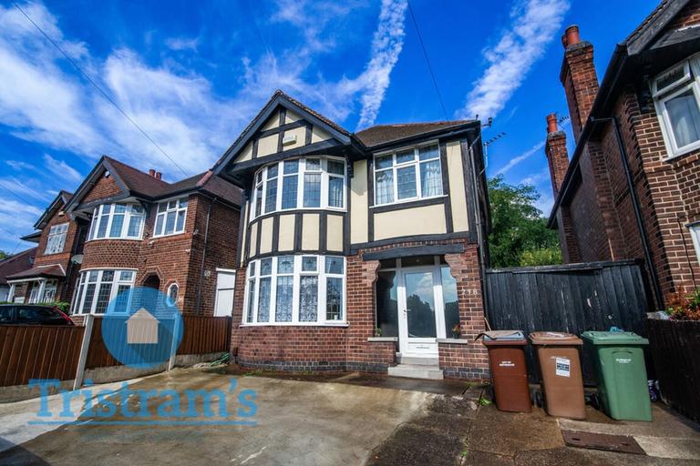 Wollaton Road, Beeston, Nottingham, NG8 1HQ