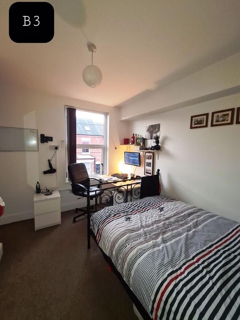 Midland Avenue, Lenton, Nottingham, NG7 2FD