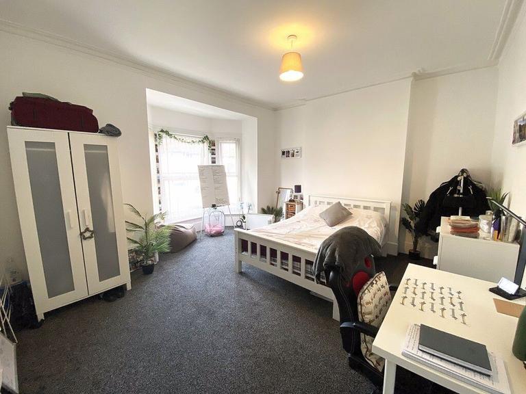 Albert Grove, Southsea, Portsmouth, PO5 1NG