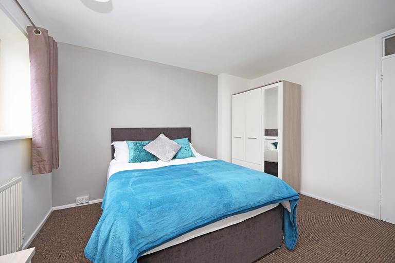 Malvern Avenue, Newcastle-under-Lyme, Keele, ST5 6QL
