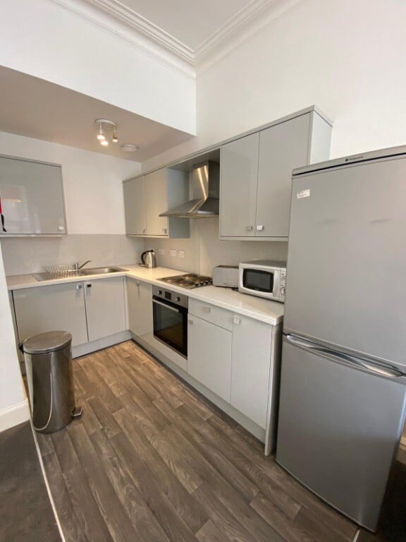 Roseneath Place, Marchmont, Edinburgh, EH9 1JB