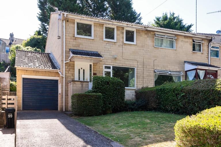 3 bedroom house for rent Ivy Avenue, Bath, BA2 1AW UniHomes