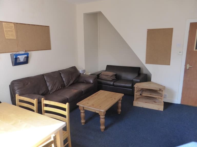 Cobden View Road, Crookes, Sheffield, S10 1HS Cobden View Road, Crookes, Sheffield, S10 1HS