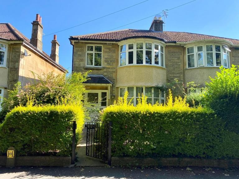 Henrietta Gardens, Bathwick, Bath, BA2 6LZ