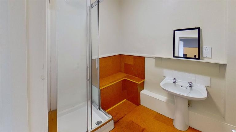 (3F1) Lothian Street, Old Town, Edinburgh, EH1 1HB