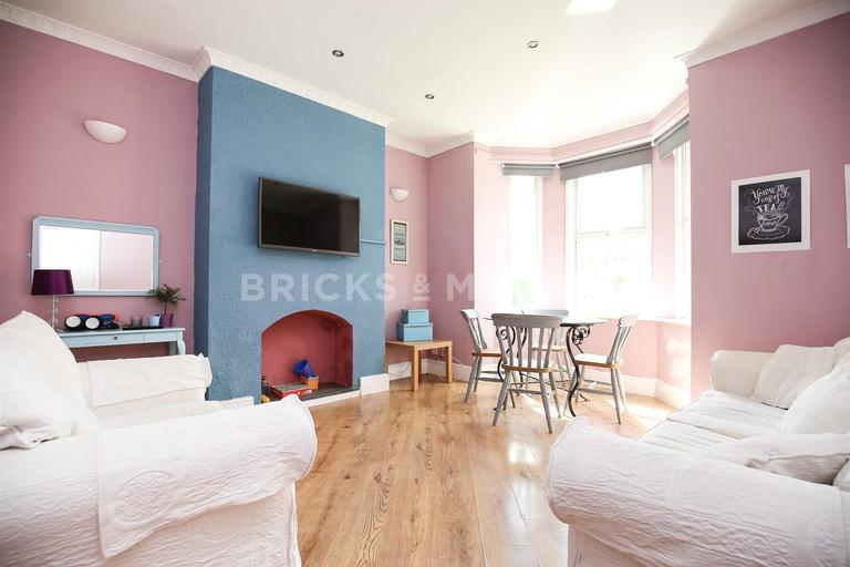 Meldon Terrace, Heaton, Newcastle, NE6 5XQ