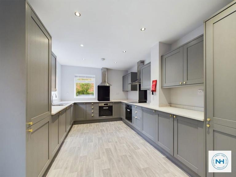 Radmoor Road, City Centre, Loughborough, LE11 3BS