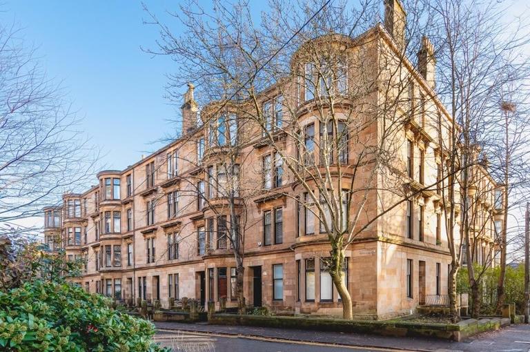 Hillhead Street, 1/2, West End, Glasgow, G12 8QA