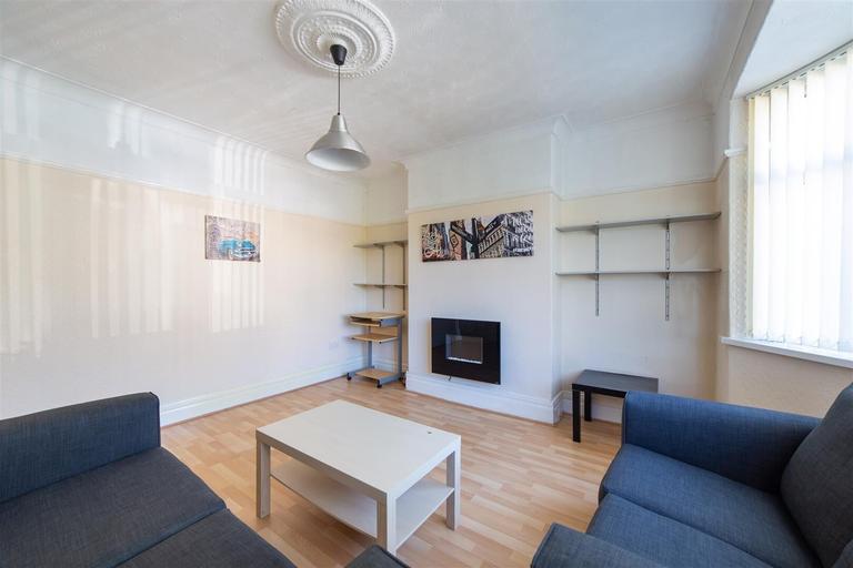 Ferndene Grove, Heaton, Newcastle, NE7 7PJ