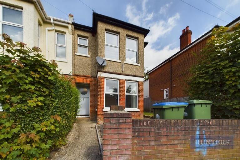 Wilton Avenue, The Polygon, Southampton, SO15 2HB