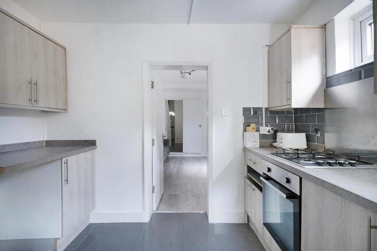 Brandon Street, Kennington, London, SE17 1EF