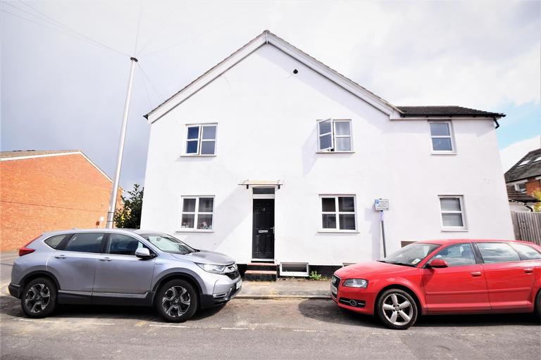 Eagle Road, Guildford, Surrey, GU1 4HY