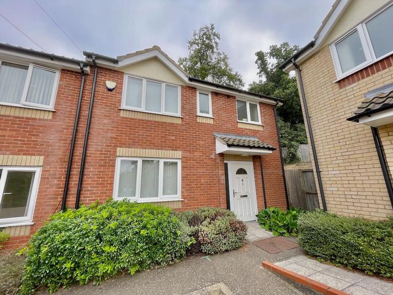 Betsy Close Norfolk, North & West Earlham, Norwich, NR5 8EL