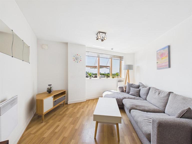 Meath Crescent, Hackney, London, E2 0QA