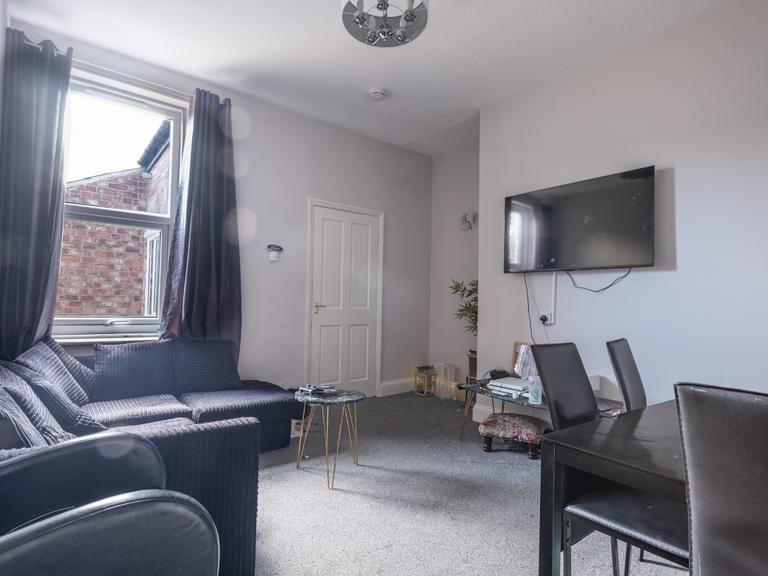 Tavistock Road, Jesmond, Newcastle, NE2 3HY