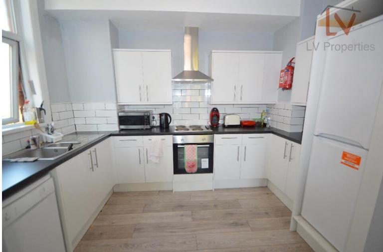 Cardigan Road, Headingley, Leeds, LS6 3AG
