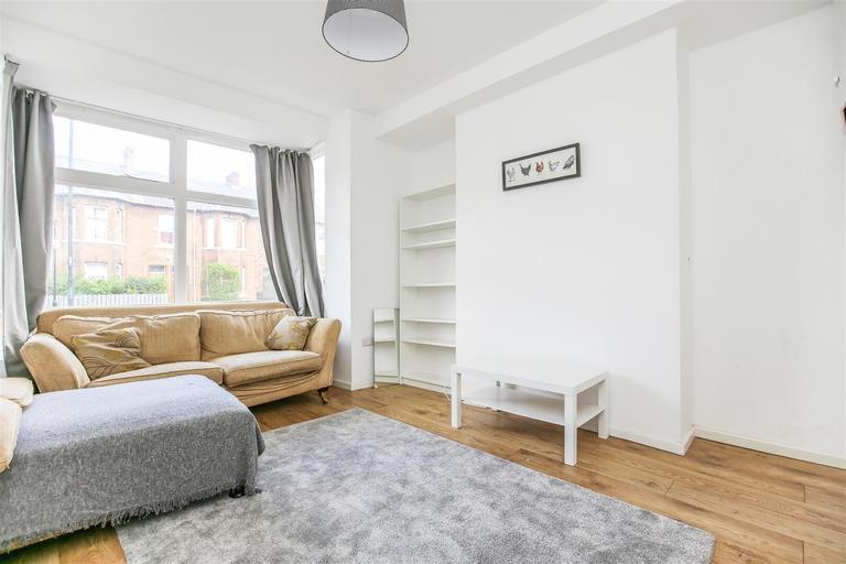 5 bedroom house for rent Chillingham Road, Newcastle, NE6 5XL UniHomes