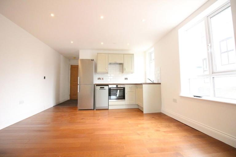 Newport Road, Roath, Cardiff, CF24 1AJ