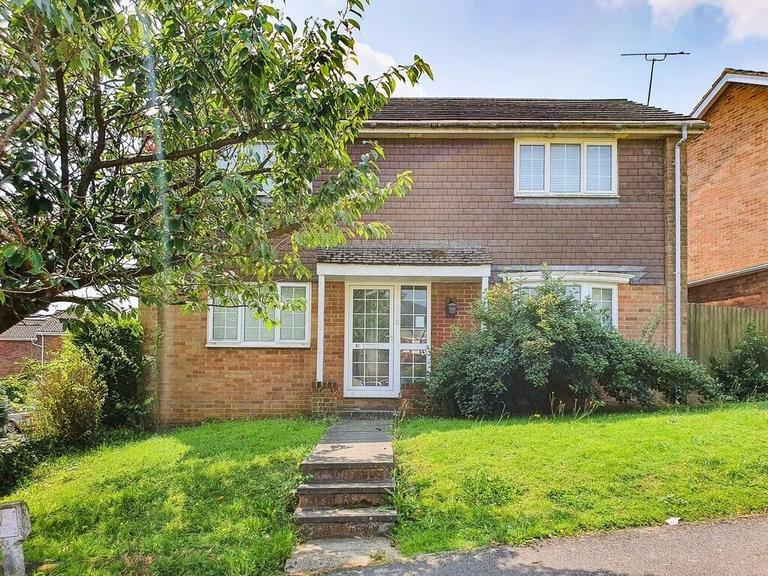 6 bedroom house for rent Headcorn Drive, Canterbury, CT2 7TX UniHomes