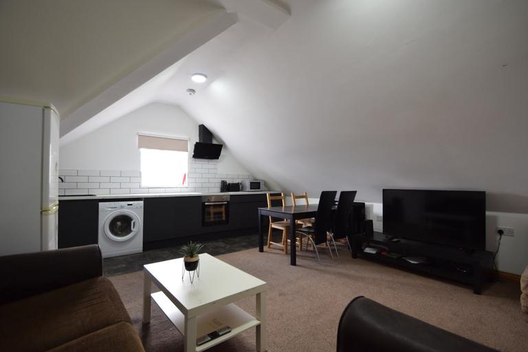 Woodville Road, Cathays, Cardiff, CF24 4DY