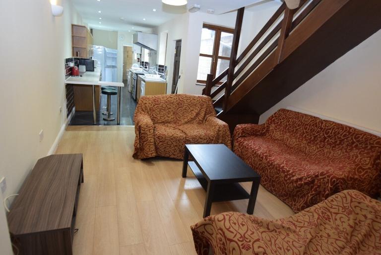 Seaford Street, Shelton, Stoke-on-Trent, ST4 2EU