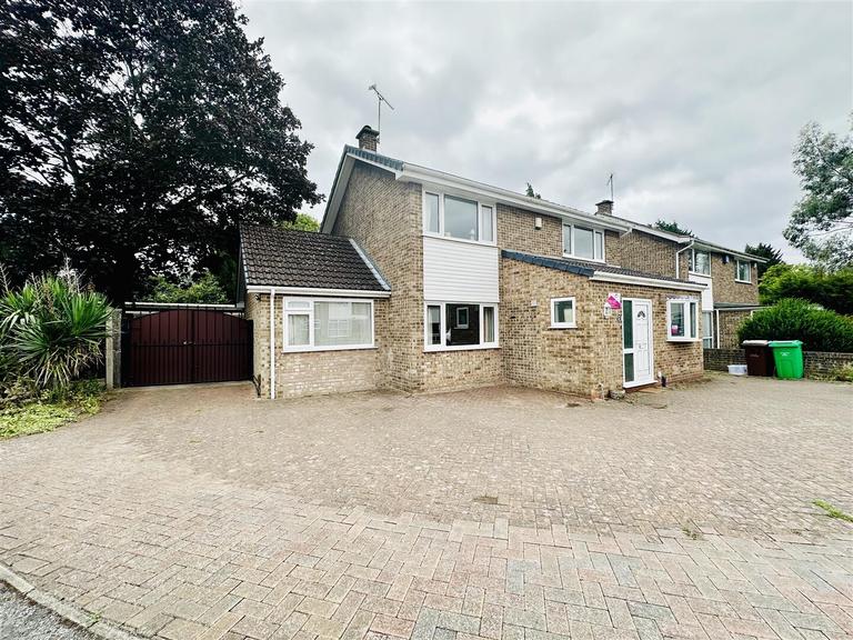Arnesby Road, Lenton, Nottingham, NG7 2EA