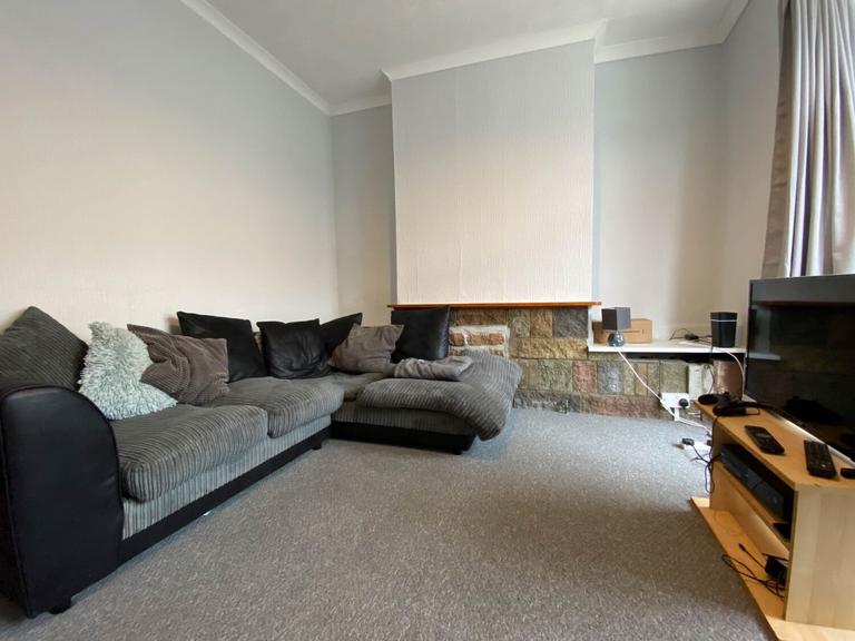 Llantrisant Street, Cathays, Cardiff, CF24 4JD