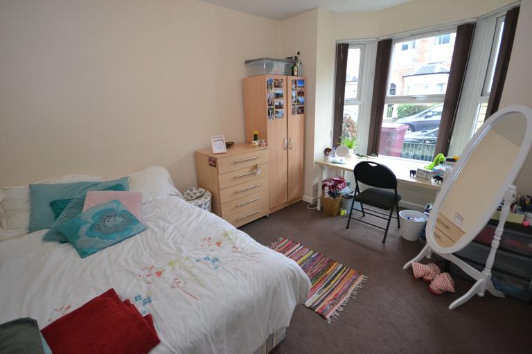 Donnington Road, City Centre, Reading, RG1 5ND