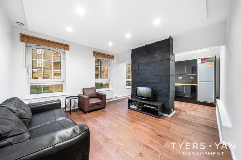 Green Bank, Tower Hill, London, E1W 2QB