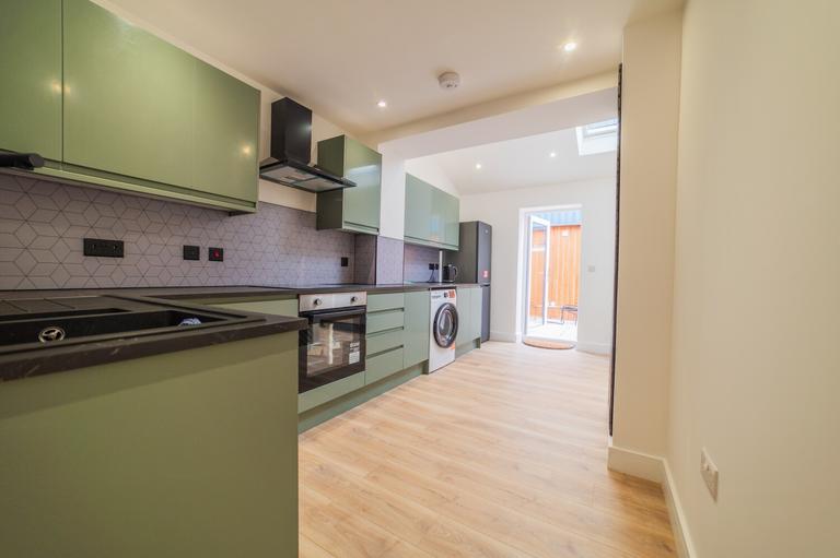 Crwys Road, Cathays, Cardiff, CF24 4NE