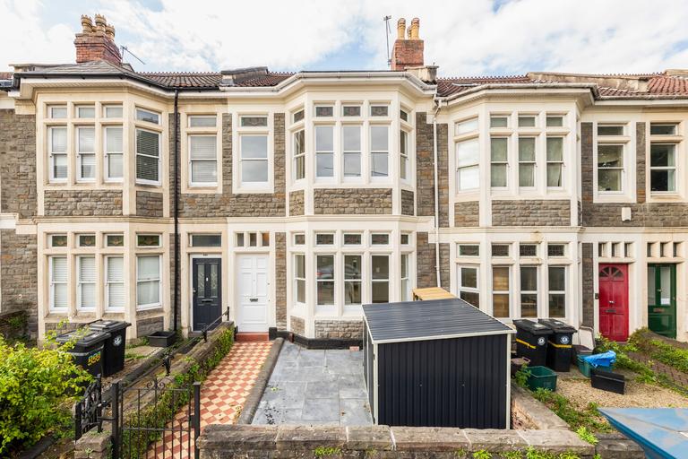 Fishponds Road, Fishponds, Fishponds, Bristol, BS16 3XB