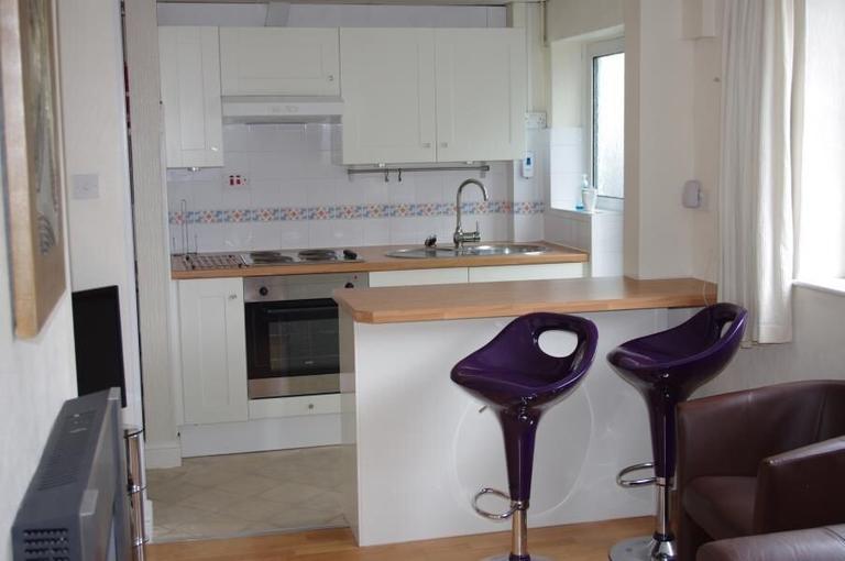 Cadleigh Gardens, Harborne, Birmingham, B17 0QB