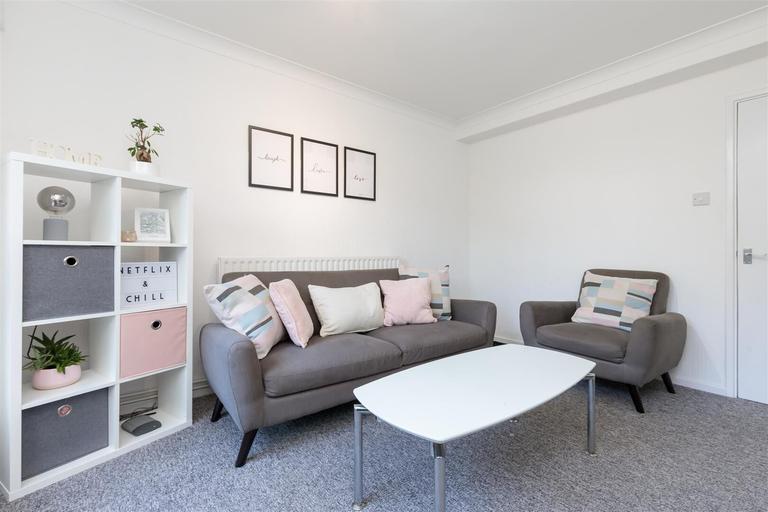 Linstone Court, Battersea, London, SW18 2LB