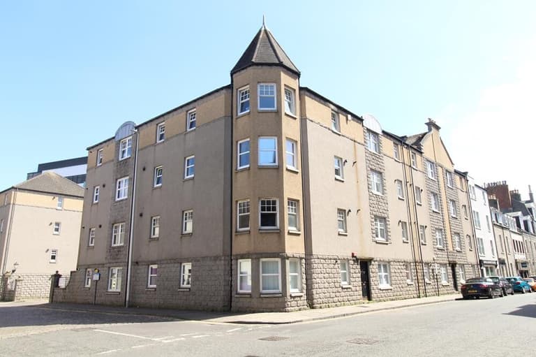Top Floor Chapel Street Aberdeen, City Centre, Aberdeen, AB10 1SN Top Floor Chapel Street Aberdeen, City Centre, Aberdeen, AB10 1SN