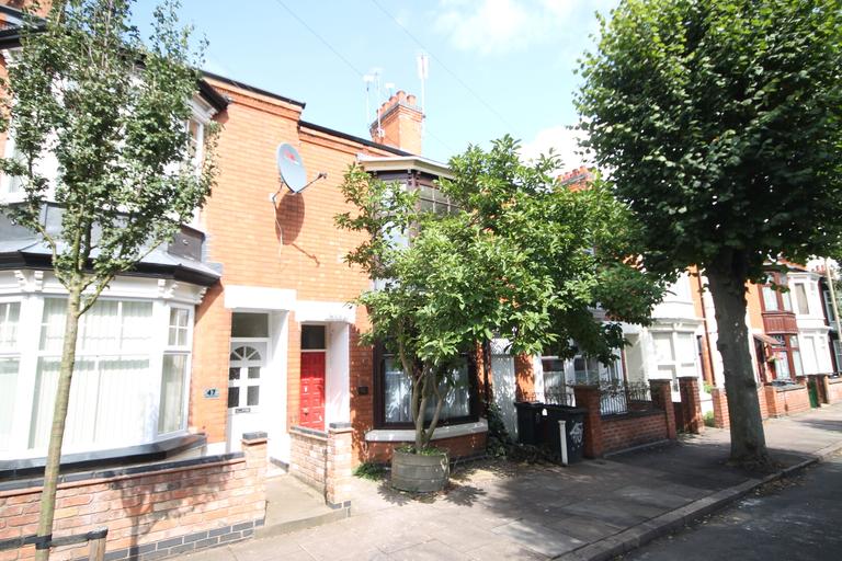 4 bedroom house for rent Harrow Road, Leicester, LE3 0JY UniHomes