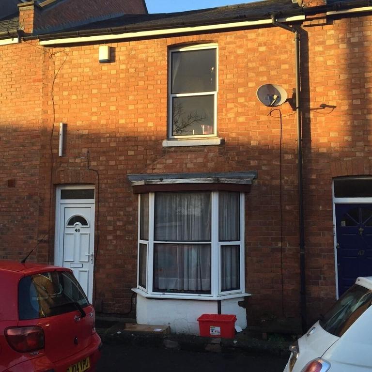4 bedroom house for rent Gordon Street, Leamington Spa, CV31 1HR UniHomes
