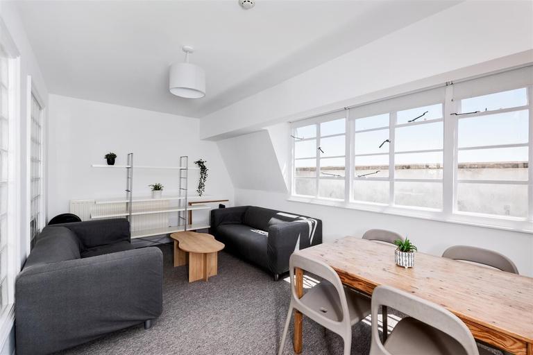 Charlotte Street, City Centre, Bristol, BS1 5PP