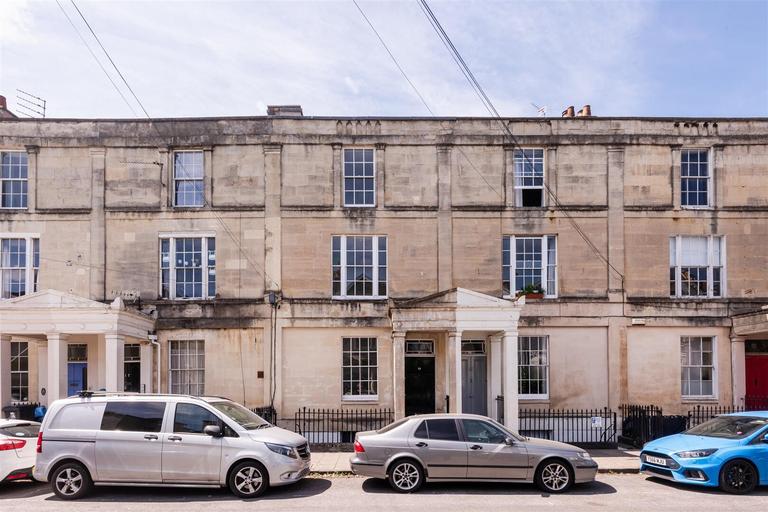 Hampton Park, Clifton, Bristol, BS6 6LG