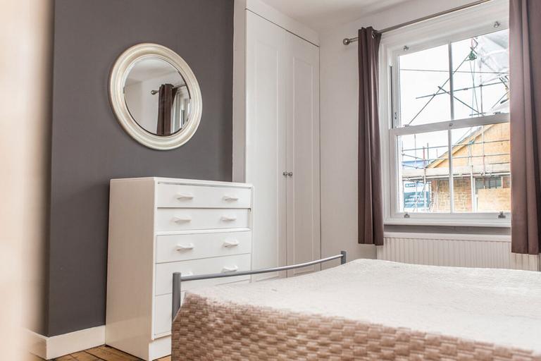 Nettles Terrace, Guildford, Surrey, GU1 4PA