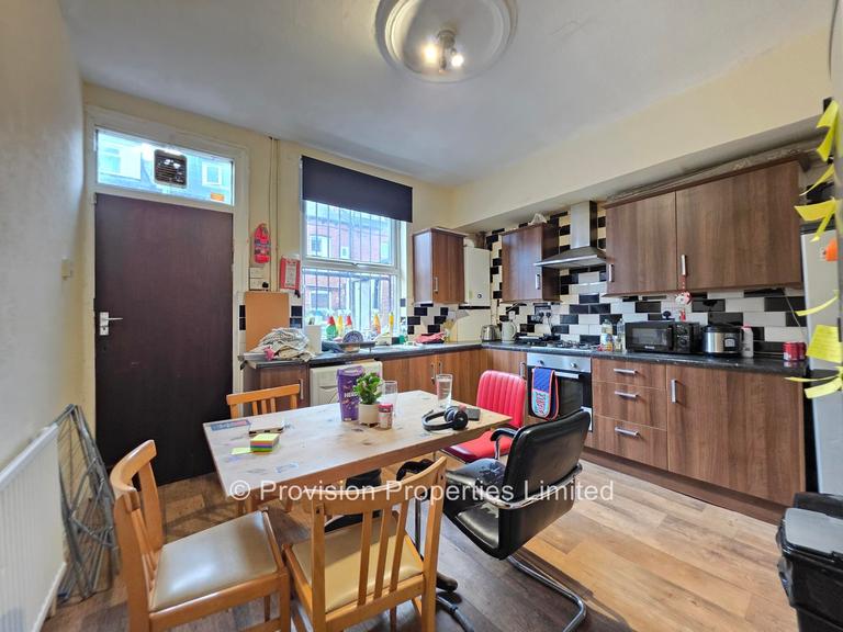 Welton Place Leeds, Hyde Park, Leeds, LS6 1EW