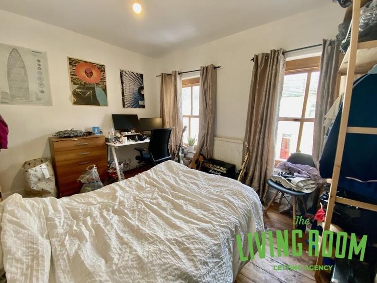 Treharris Street, Roath, Cardiff, CF24 3HQ