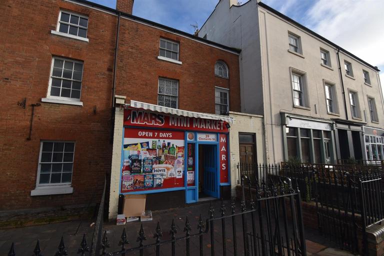 Clemens Street, Town Centre, Leamington Spa, CV31 2DP