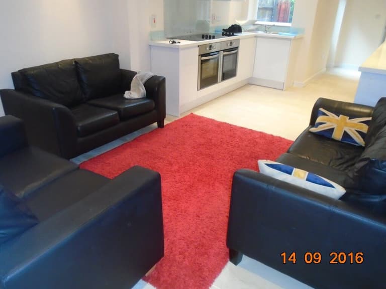 Tiverton Road, Selly Oak, Birmingham, B29 6BY Tiverton Road, Selly Oak, Birmingham, B29 6BY
