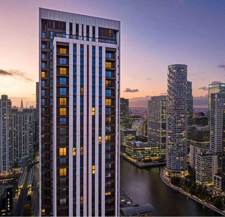 222 Marsh Wall, Canary Wharf, London, E14 9PH