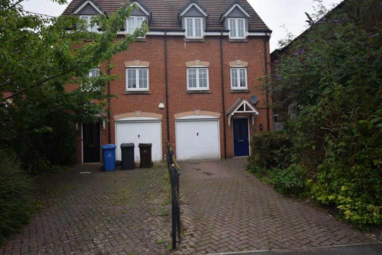 4 bedroom house for rent Radbourne Street, Derby, DE22 3AR UniHomes