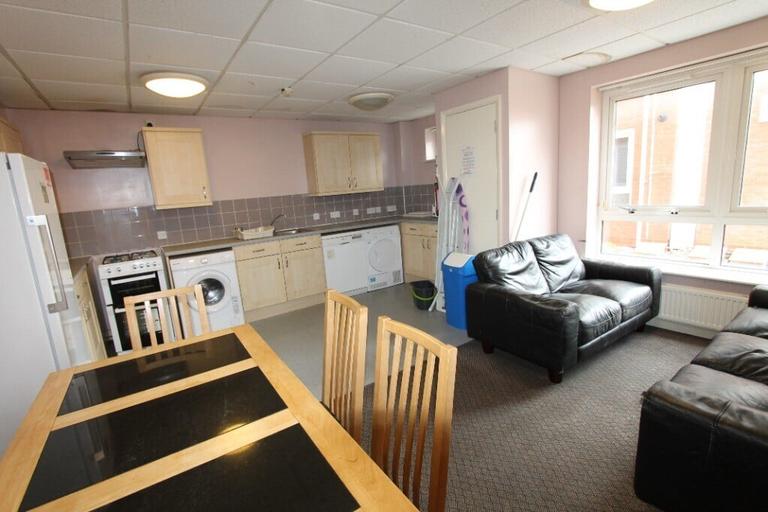 6 bedroom apartment for rent Ranelagh Terrace, Leamington Spa, CV31 3DP