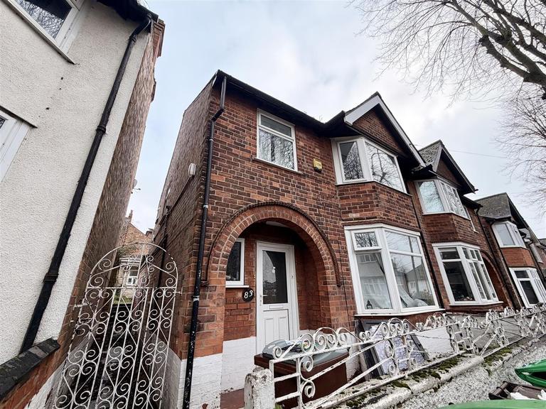 Rolleston Drive, Lenton, Nottingham, NG7 1JU