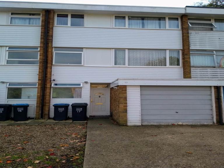 Wood Vale, Hatfield, Hertfordshire, AL10 8TT